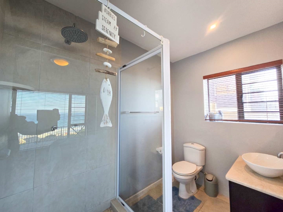 4 Bedroom Property for Sale in Jongensfontein Western Cape